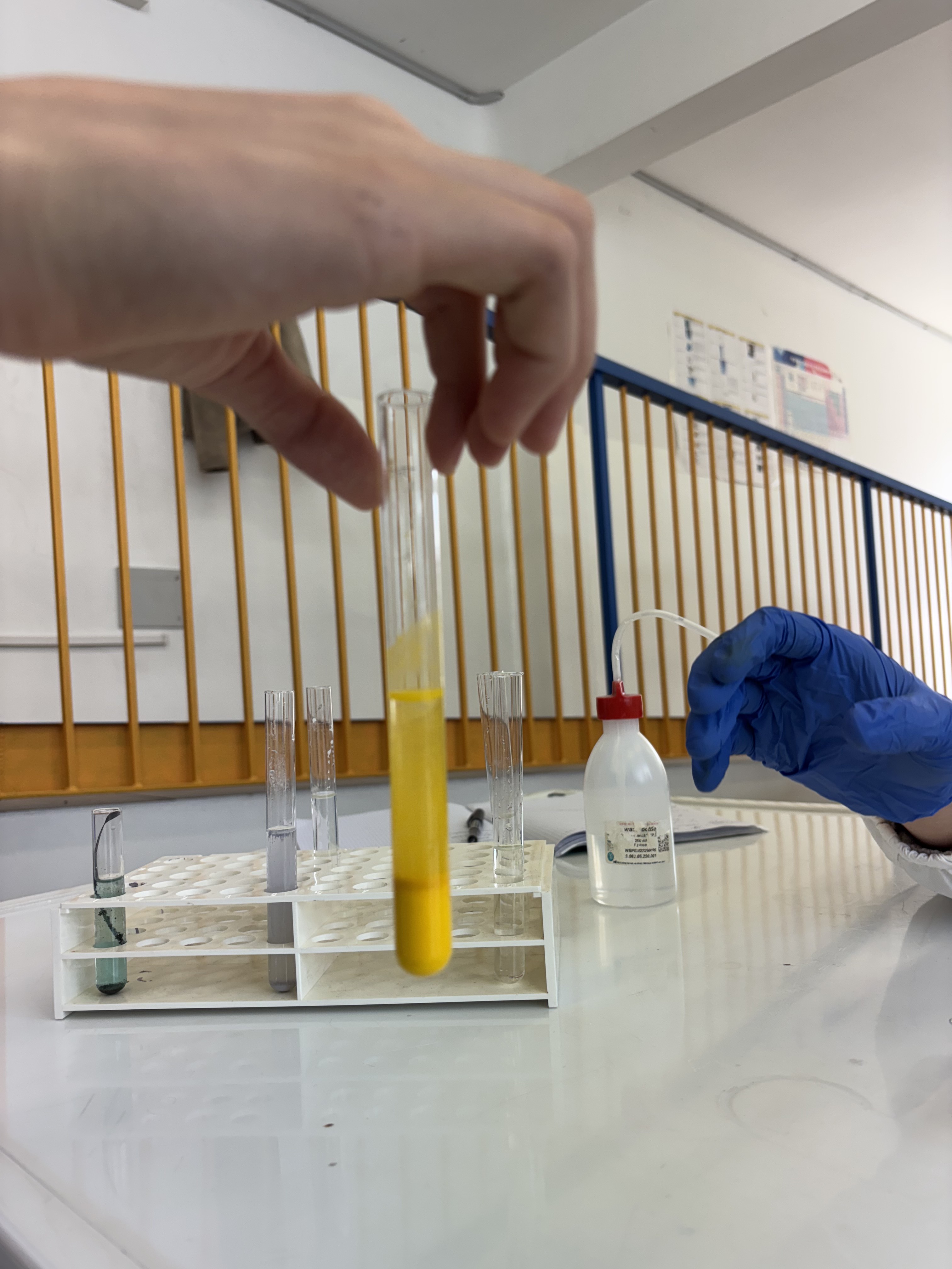 Precipitato giallo PbI2